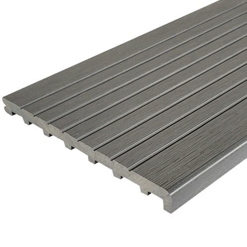 Ступень ДПК Latitudo Step-320 Серый Полнотелая купить в Киришах